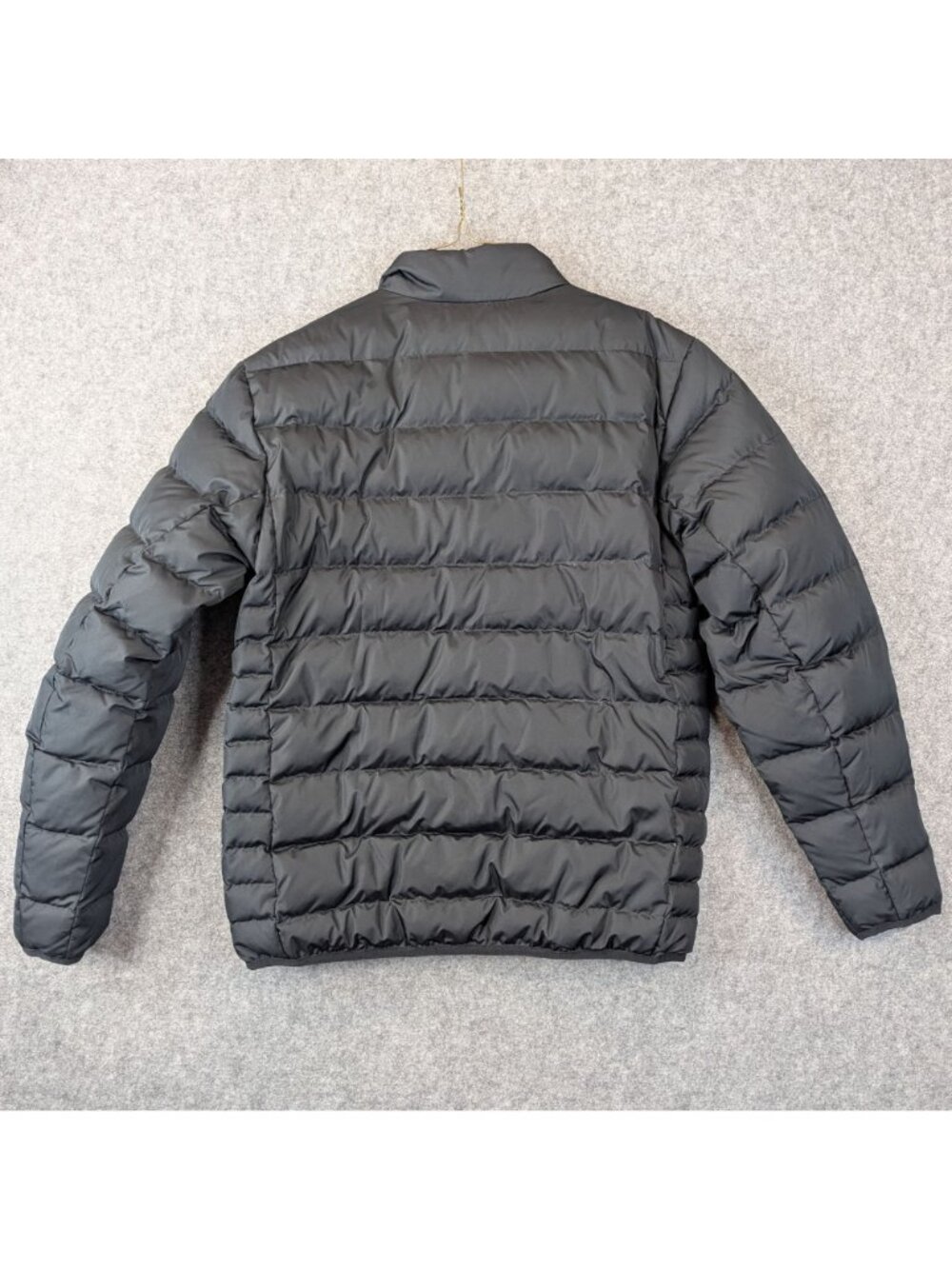 Lands' End Mens Size Small Puffer Jacket Black Lightweight Down Insulated Coat - Picture 2 of 11